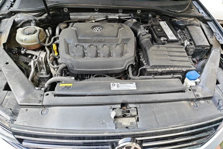 Used Volkswagen Magotan 2020 330TSI DSG Luxury Edition Engine Bay