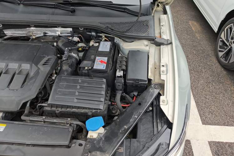 Used Volkswagen Magotan 2020 330TSI DSG Leading Model Engine Bay Left