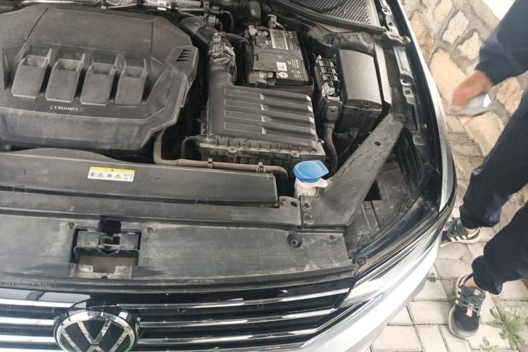 Used Volkswagen Magotan 2020 330TSI DSG Leading Model Engine Bay Left