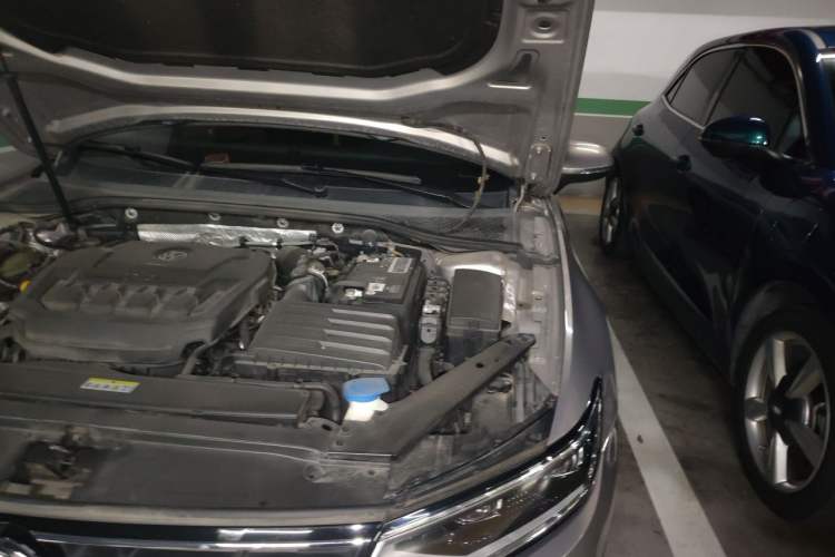 Used Volkswagen Magotan 2020 330TSI DSG Leading Model Engine Bay Left
