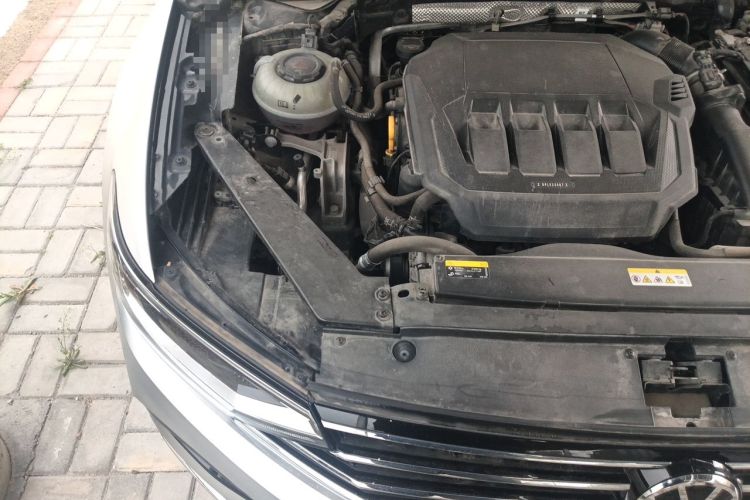 Used Volkswagen Magotan 2020 330TSI DSG Leading Model Engine Bay Right