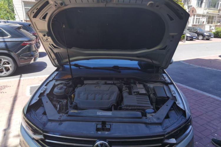 Used Volkswagen Magotan 2020 330TSI DSG Luxury Edition Engine Bay