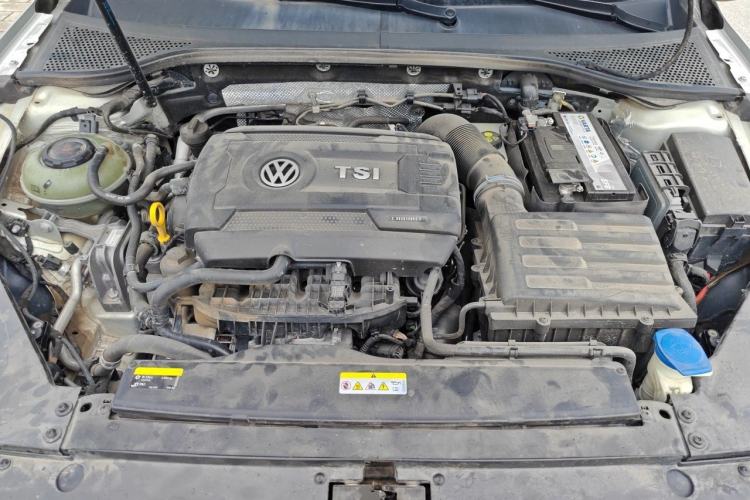 Used Volkswagen Magotan 2020 380TSI DSG Luxury Version Engine Bay