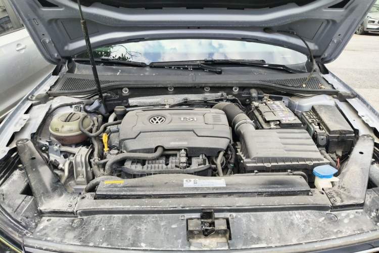Used Volkswagen Magotan 2020 380TSI DSG Luxury Version Engine Bay