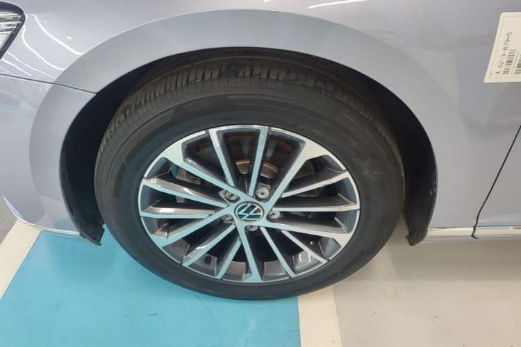 Used Volkswagen Magotan 2020 330TSI DSG Luxury Edition Exterior 4