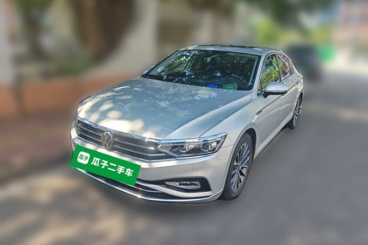 Używany Volkswagen Magotan 2020 380TSI DSG Luxury Version Guazi used car, China used car export, Used car for sale, Used cars, Cheapest cars for sale