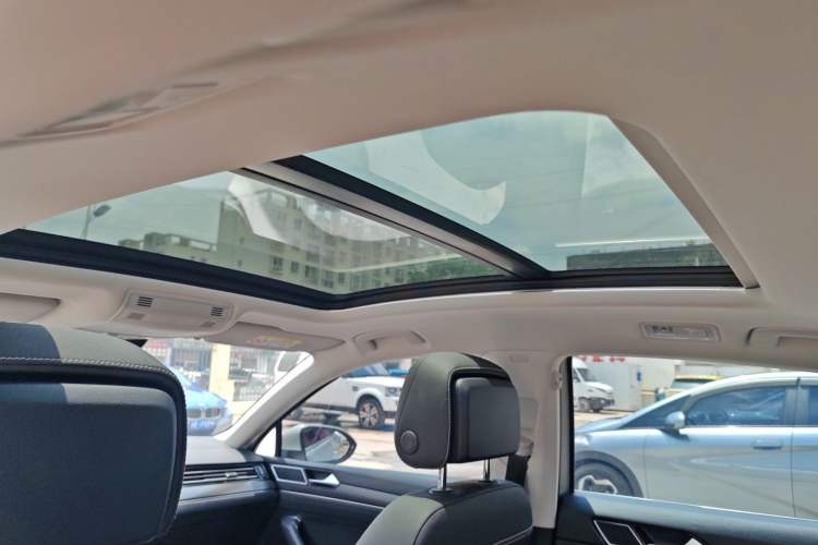 Used Volkswagen Magotan 2020 330TSI DSG Leading Model Interior 9
