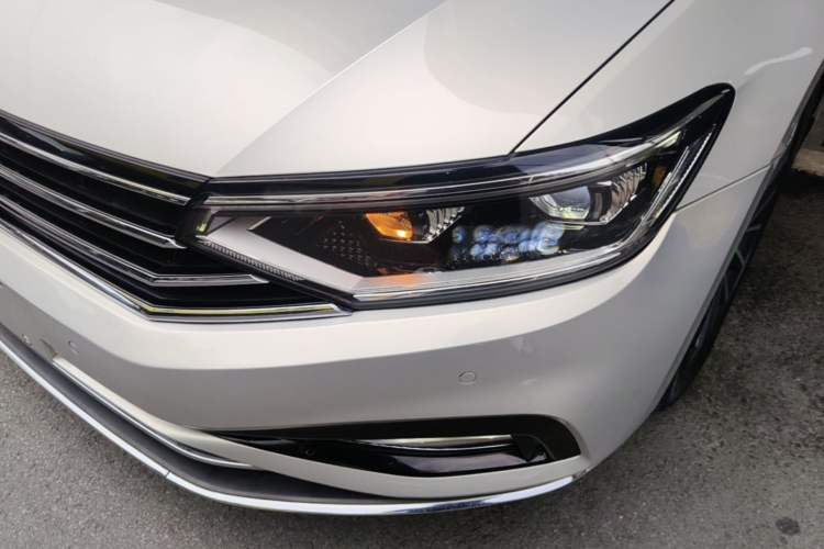 Used Volkswagen Magotan 2020 330TSI DSG Luxury Edition Left Front Headlight