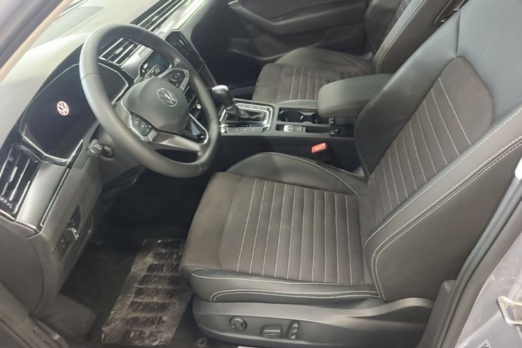 Used Volkswagen Magotan 2020 330TSI DSG Luxury Edition Left Front Seat