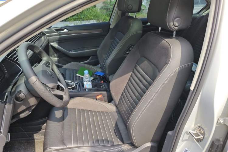 Used Volkswagen Magotan 2020 280TSI DSG Leading Edition Left Front Seat