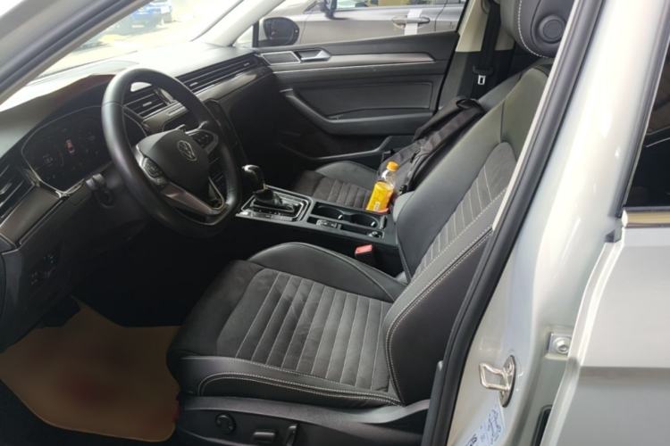 Used Volkswagen Magotan 2020 330TSI DSG Luxury Edition Left Front Seat