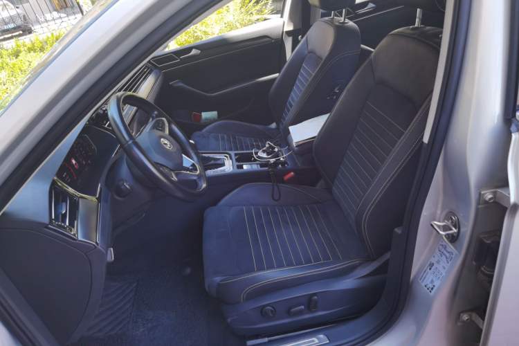 Used Volkswagen Magotan 2020 330TSI DSG Luxury Edition Left Front Seat