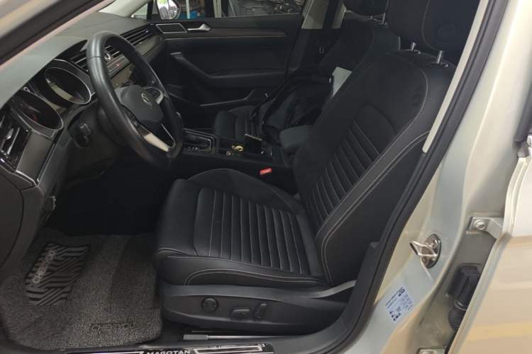 Used Volkswagen Magotan 2020 330TSI DSG Leading Model Left Front Seat