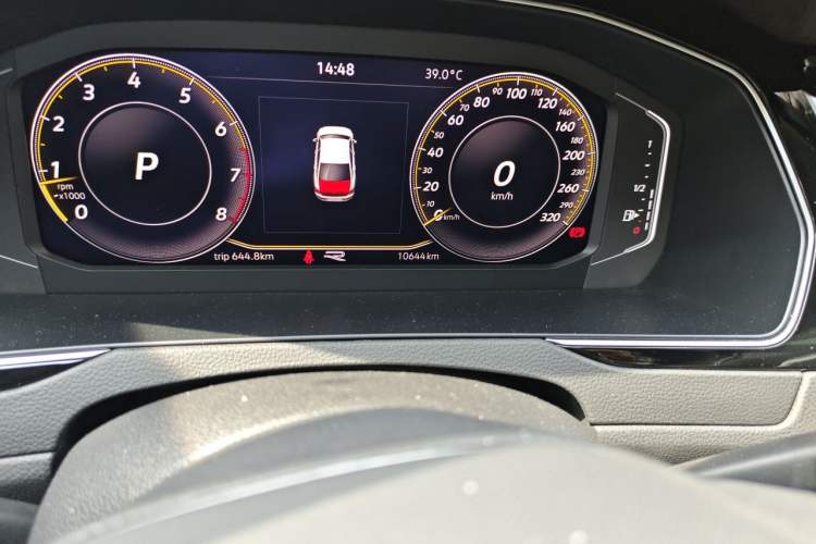 Used Volkswagen Magotan 2020 280TSI DSG Leading Edition Odometer Close Up