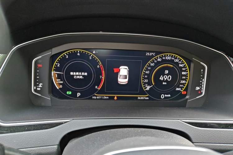 Used Volkswagen Magotan 2020 330TSI DSG Luxury Edition Odometer Close Up