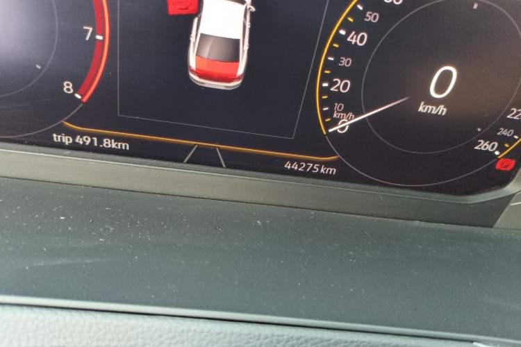 Used Volkswagen Magotan 2020 380TSI DSG Luxury Version Odometer Close Up