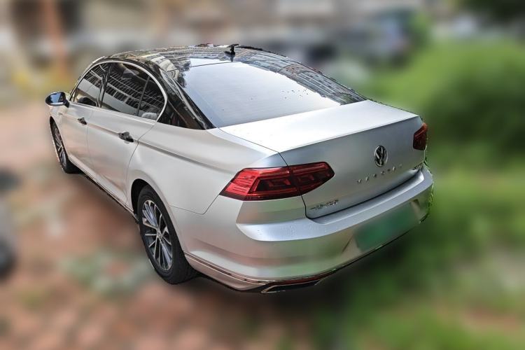 Used Volkswagen Magotan 2020 330TSI DSG Luxury Edition Rear Left 45 Deg