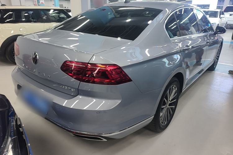 Used Volkswagen Magotan 2020 330TSI DSG Luxury Edition Rear Right 45 Deg