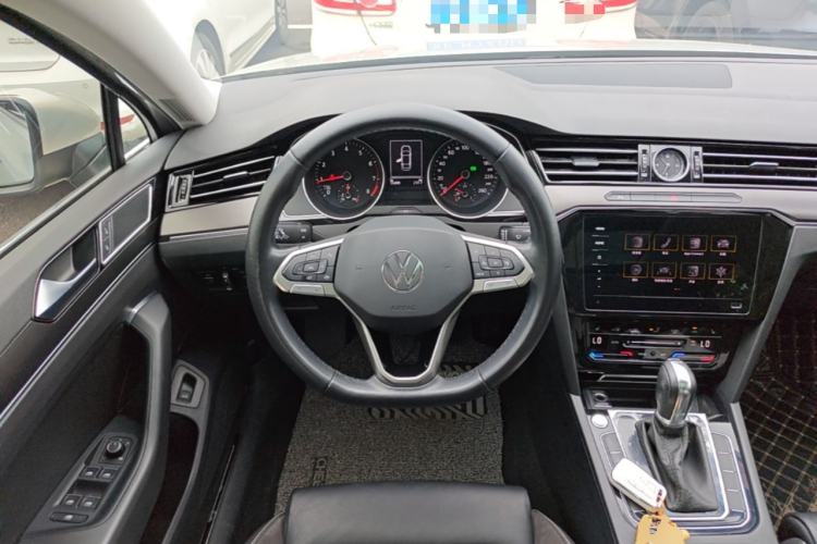 Used Volkswagen Magotan 2020 330TSI DSG Leading Model Steering Wheel