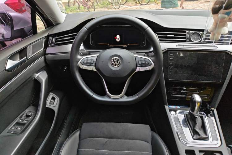 Used Volkswagen Magotan 2020 330TSI DSG Luxury Edition Steering Wheel