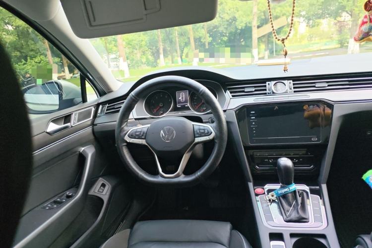 Used Volkswagen Magotan 2020 330TSI DSG Leading Model Steering Wheel