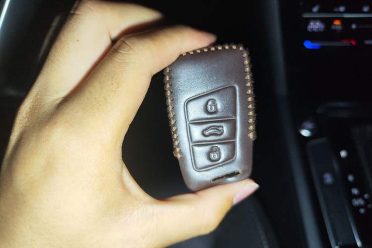 Used Volkswagen Magotan 2020 330TSI DSG Leading Model Vehicle Key