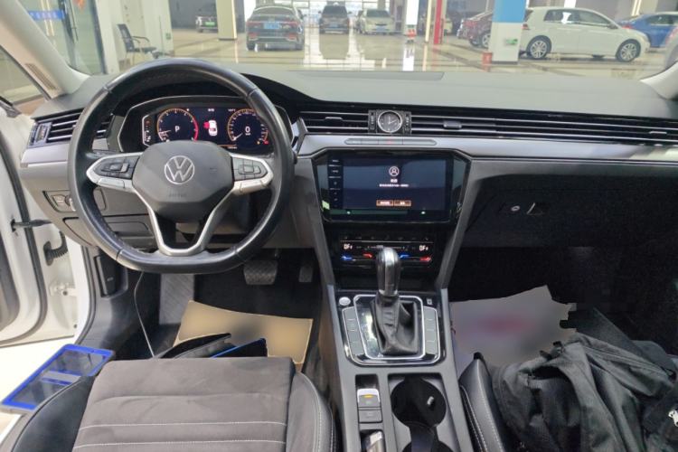 Used Volkswagen Magotan 2020 330TSI DSG Luxury Edition Center Console