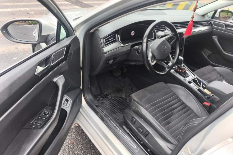 Used Volkswagen Magotan 2020 330TSI DSG Luxury Edition Driver Seat