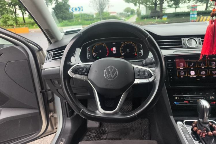 Used Volkswagen Magotan 2020 330TSI DSG Luxury Edition Steering Wheel