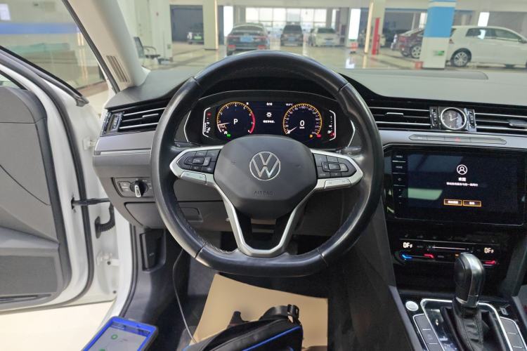 Used Volkswagen Magotan 2020 330TSI DSG Luxury Edition Steering Wheel