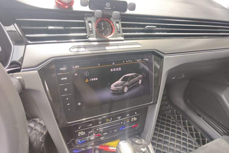 Used Volkswagen Magotan 2020 330TSI DSG Luxury Edition Audio And AC Panel