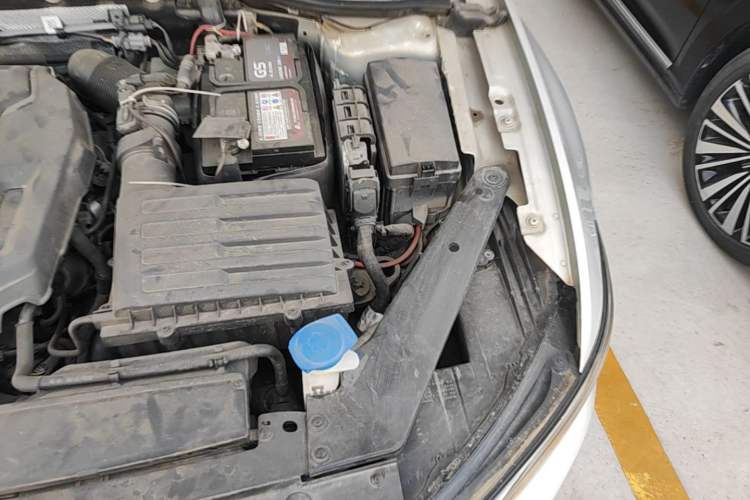 Used Volkswagen Magotan 2020 330TSI DSG Leading Model Engine Bay Left