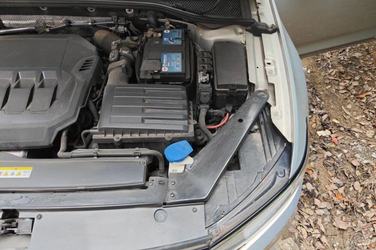 Used Volkswagen Magotan 2020 330TSI DSG Leading Model Engine Bay Left