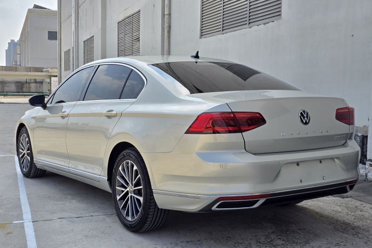 Used Volkswagen Magotan 2020 330TSI DSG Luxury Edition Exterior 4