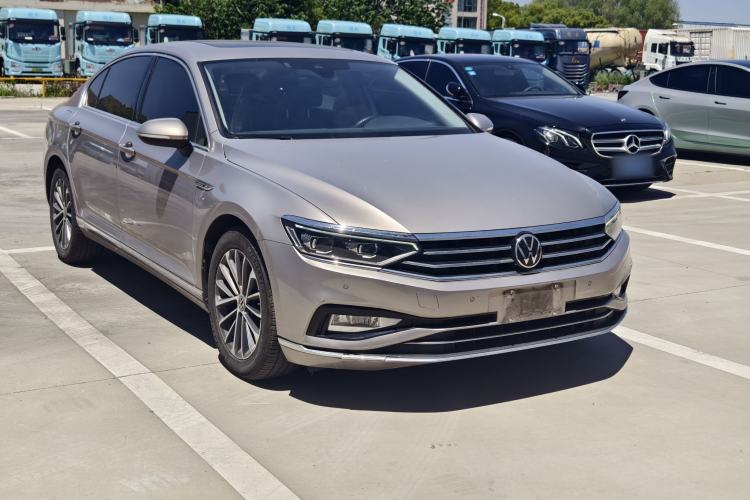 Used Volkswagen Magotan 2020 380TSI DSG Luxury Version Exterior 4