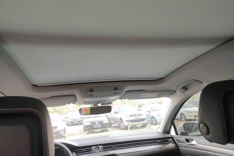 Used Volkswagen Magotan 2020 330TSI DSG Leading Model Headliner