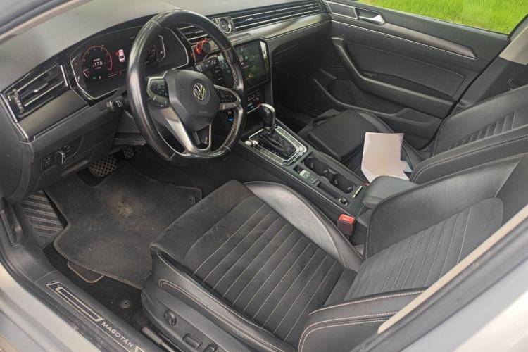 Used Volkswagen Magotan 2020 330TSI DSG Luxury Edition Left Front Seat