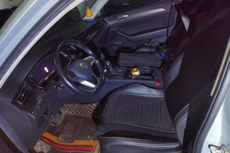 Used Volkswagen Magotan 2020 330TSI DSG Luxury Edition Left Front Seat