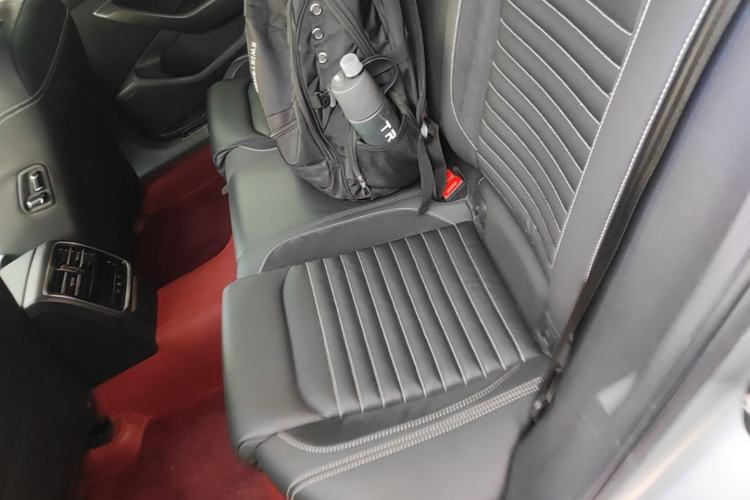 Used Volkswagen Magotan 2020 330TSI DSG Leading Model Left Rear Seat
