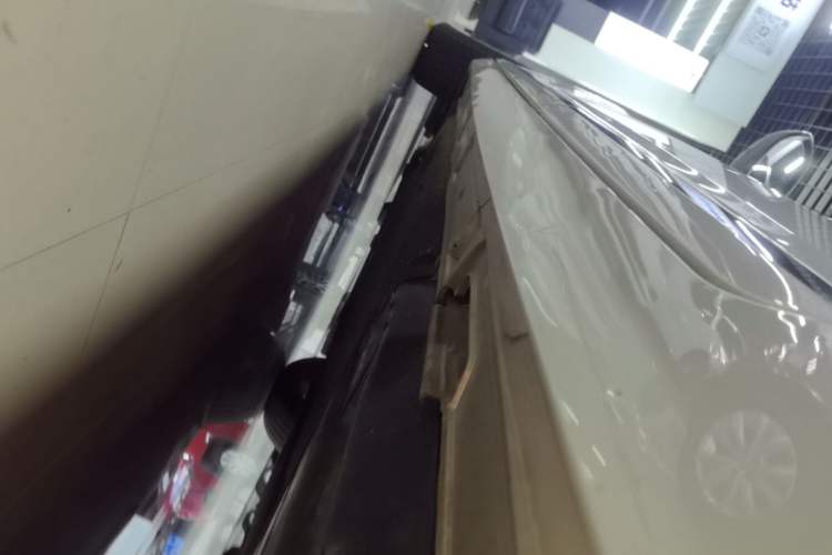 Used Volkswagen Magotan 2020 330TSI DSG Luxury Edition Left Side Sill