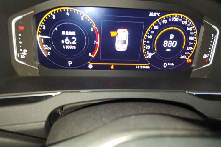 Used Volkswagen Magotan 2020 330TSI DSG Luxury Edition Odometer Close Up