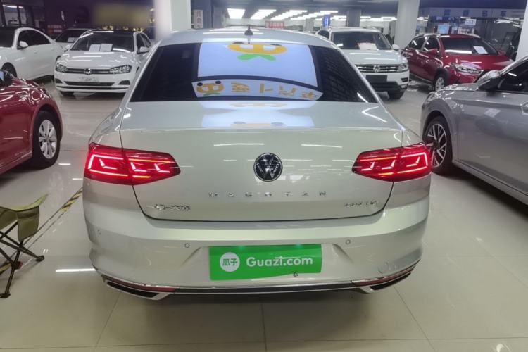 Used Volkswagen Magotan 2020 330TSI DSG Luxury Edition Rear