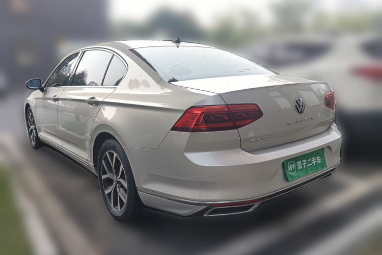 Used Volkswagen Magotan 2020 330TSI DSG Leading Model Rear Left 45 Deg