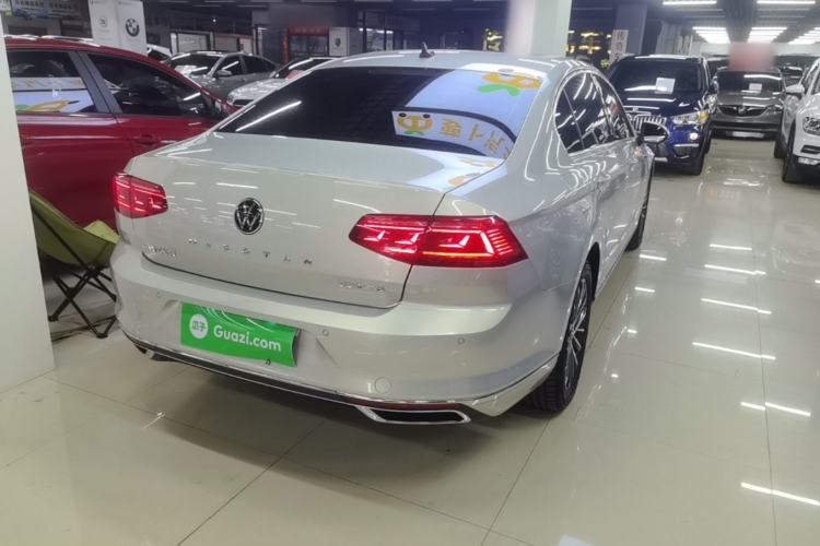 Used Volkswagen Magotan 2020 330TSI DSG Luxury Edition Rear Right 45 Deg