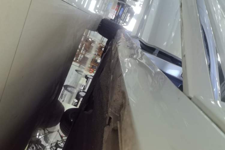 Used Volkswagen Magotan 2020 330TSI DSG Luxury Edition Right Side Sill