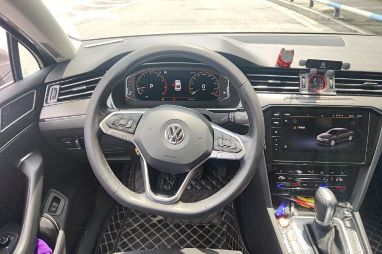 Used Volkswagen Magotan 2020 330TSI DSG Luxury Edition Steering Wheel