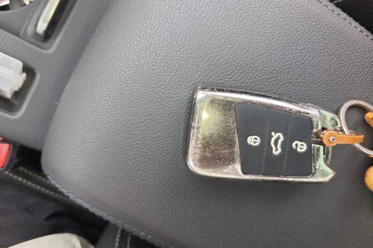 Used Volkswagen Magotan 2020 330TSI DSG Leading Model Vehicle Key