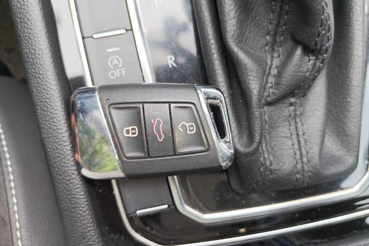 Used Volkswagen Magotan 2020 330TSI DSG Leading Model Vehicle Key