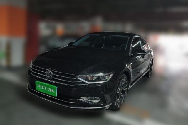 Volkswagen Magotan 2021 330TSI DSG 30th Anniversary Edition usado
