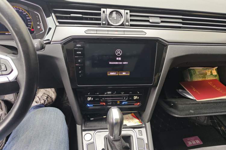 Used Volkswagen Magotan 2021 330TSI DSG 30th Anniversary Edition Audio And AC Panel